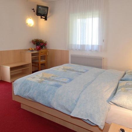 Hotel Zanon Ziano Di Fiemme Bagian luar foto