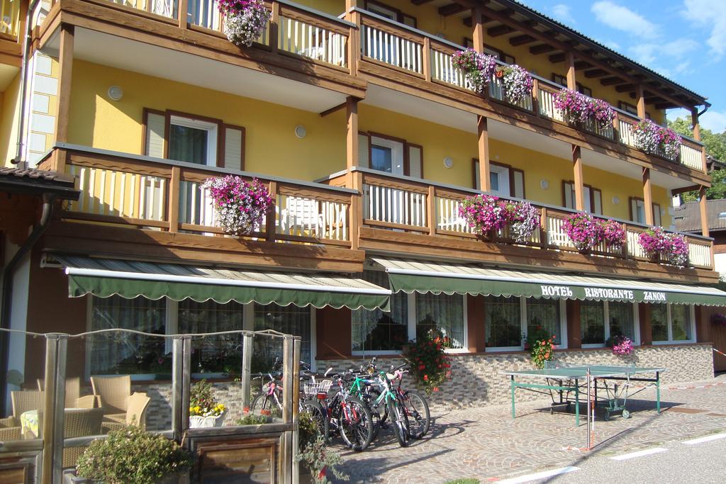 Hotel Zanon Ziano Di Fiemme Bagian luar foto
